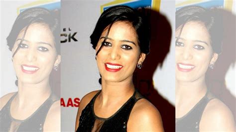 poonam pandey xx videos|Actress Poonam Pandey granted protection from arrest in porn。